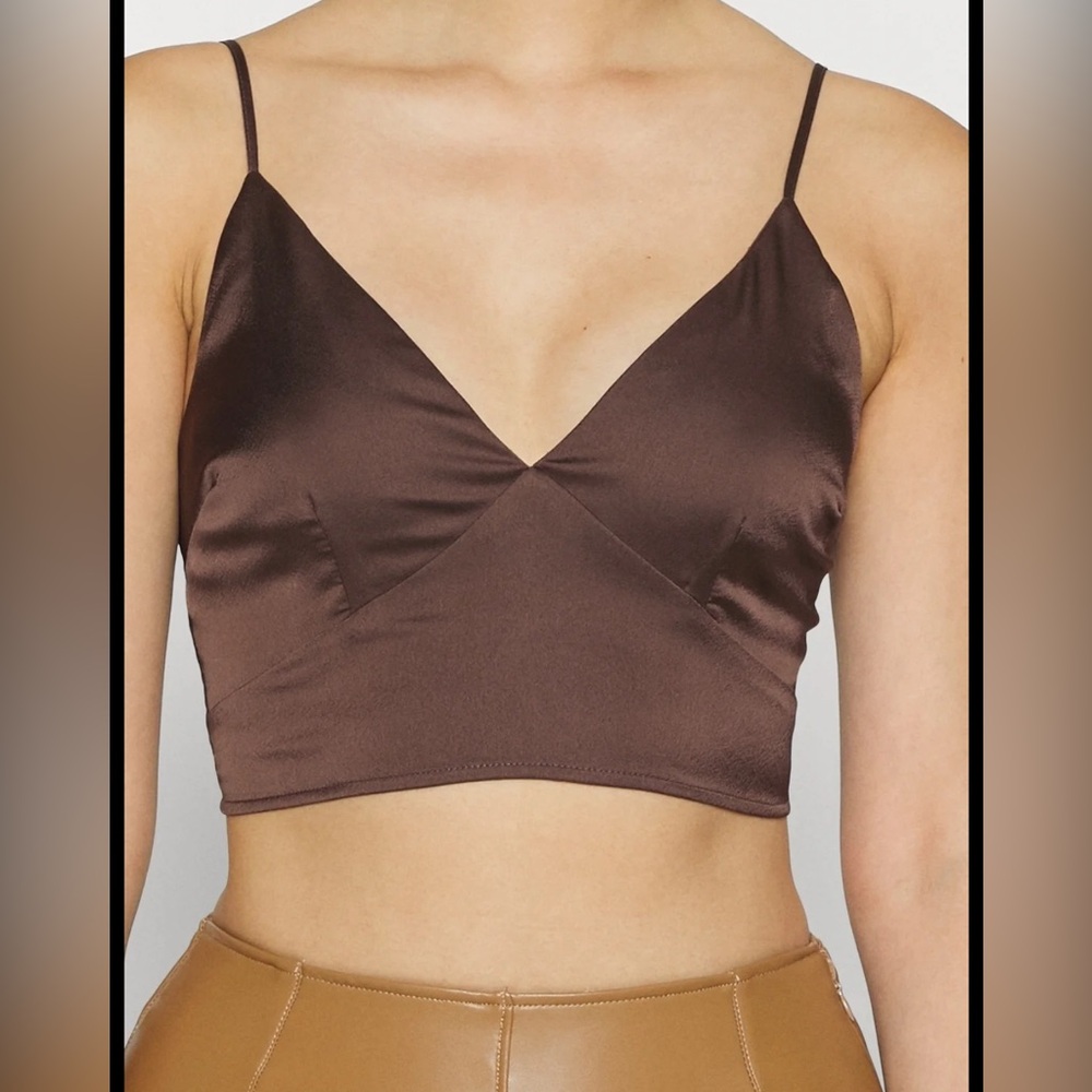 Abercrombie & Fitch Cropped Tank Top